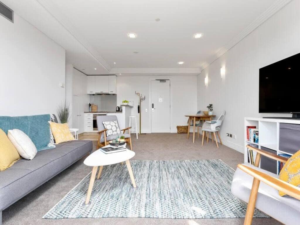 Bright One Bedroom Beauty With Balcony And Unbeatable Views Auckland Exterior foto
